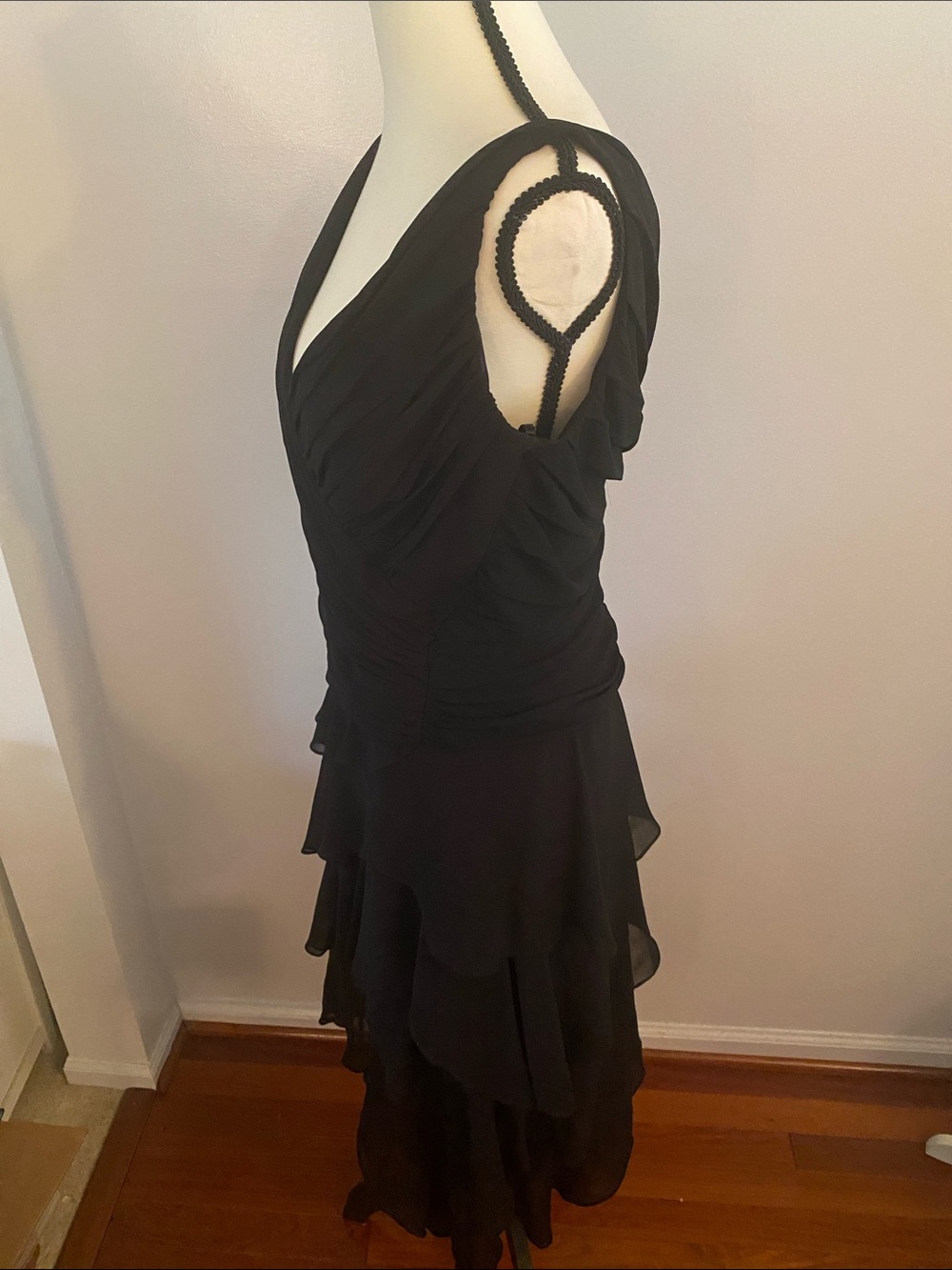 Tadashi shoji size 6 black dress perfect condition - Picture 4 of 9